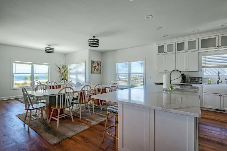 Brunswick Cabinets and Countertops