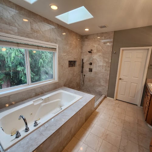 MACCS FLOOR COVERING LLC