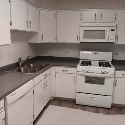 Cutting Edge Bathtub And Tile Refinishing