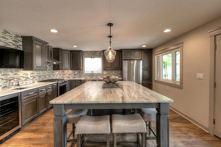 Euroselect Countertops & Decor