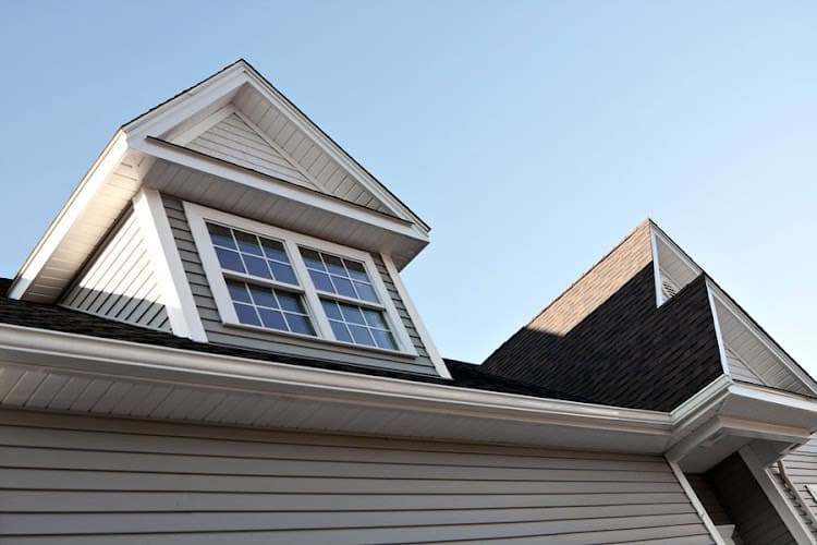 Royalty Roofing and Renovations