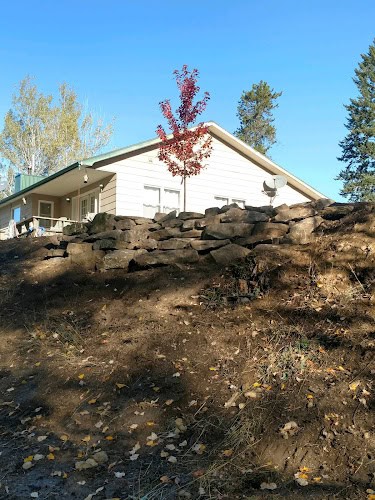 Custom Cutting and Landscaping