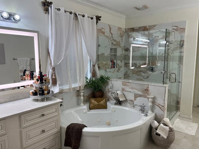 Lone Star Floors & Lighting - Sugar Land