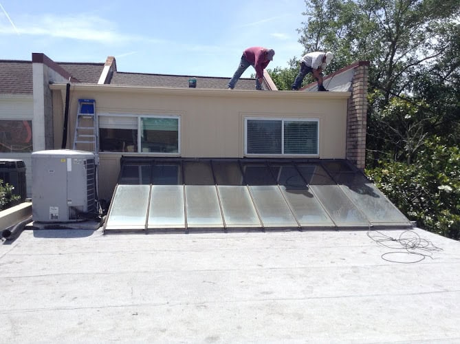 Houston Roofing & Gutters