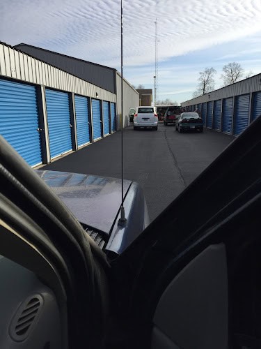HP McPike Construction & Storage