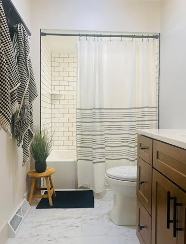 Fishsticks Flooring & Cabinetry