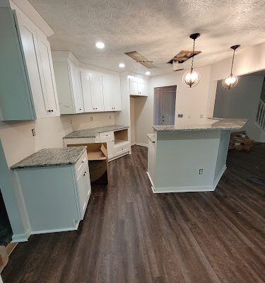 Cabinet & Stone City