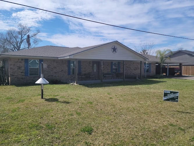 M&M Roofing, Siding & Windows - Beaumont