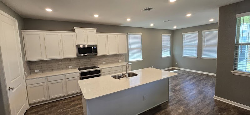 Royalty Remodeling, LLC