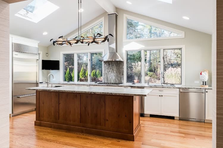Hm Cabinets -East Brunswick