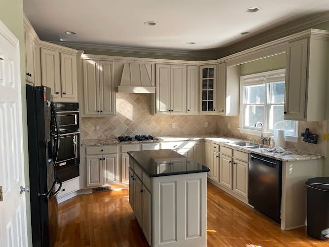 Atlanta Cabinet and Coatings LLC
