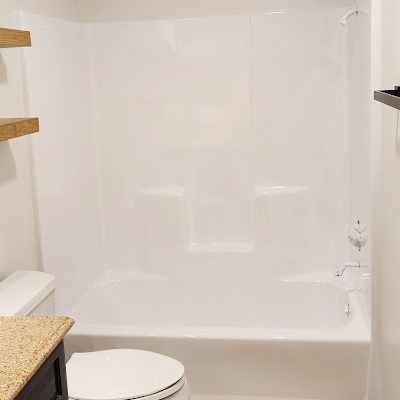 Bathtub And Sink Reglazing Studio