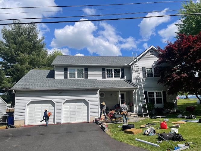 Ryan's Roofing
