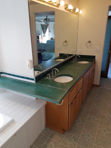 Cruz Refinishing LLC