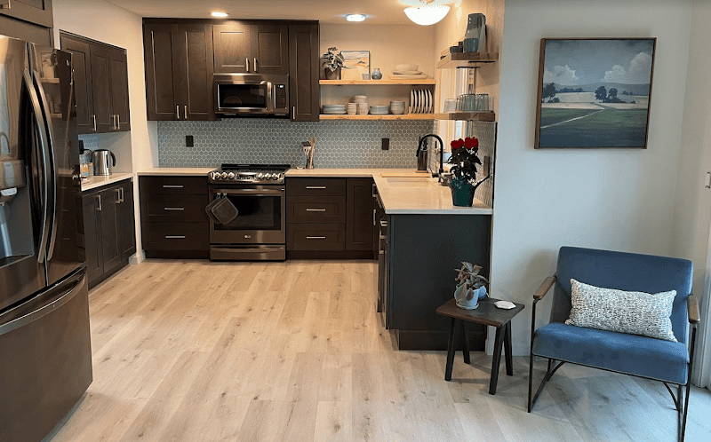 Quality Granite & Cabinets