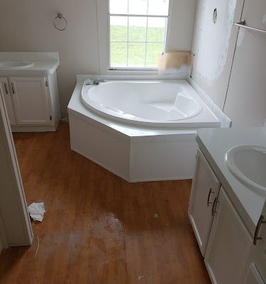 The Tub Guys