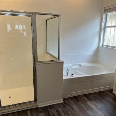 Everglazed LLC - Reglazing & Remodeling