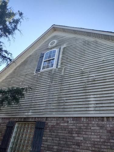 Edwards Gutter Cleaning and Pressure Washing