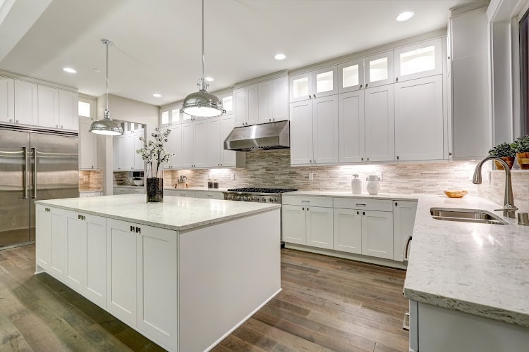 Yilaam Kitchen Cabinets