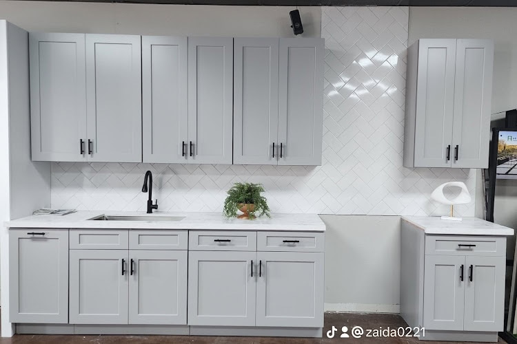 Home Cabinets & Countertops