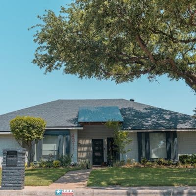 Apple Roofing