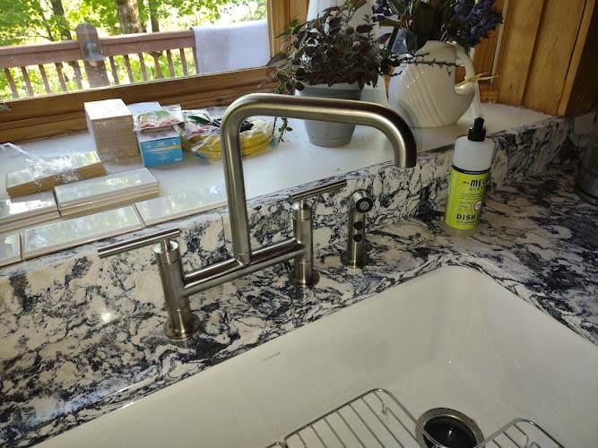 Tom's Plumbing Service llc