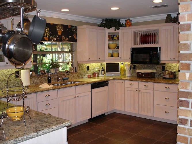 CABINET EXPRESS, INC.