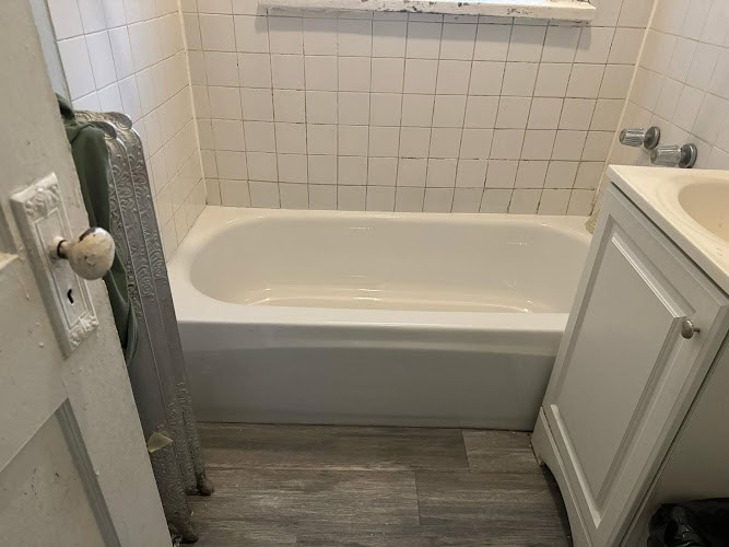 Chicago Bathtub Refinishing I Art of Tub Reglazing