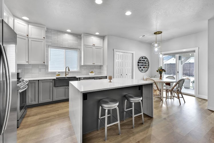 1st Choice Kitchen & Bath