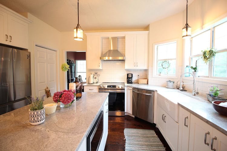 DreamMaker Bath & Kitchen