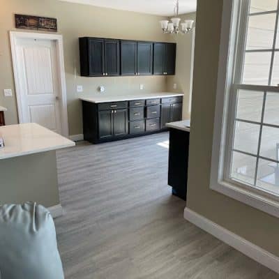 Holmes Floorcovering & Granite