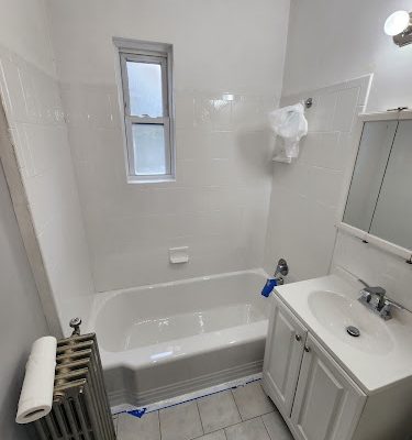 Ekoglaze odorless bathtub reglazing