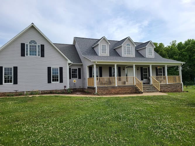 4 Carolina Services Inc.
