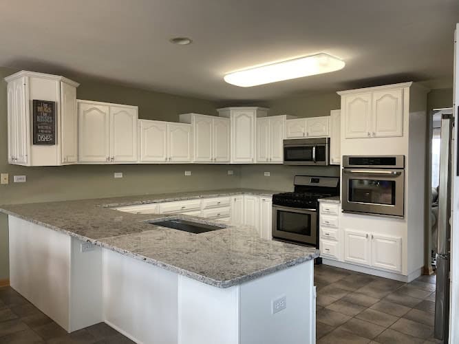 Portillo's Granite and Cabinets