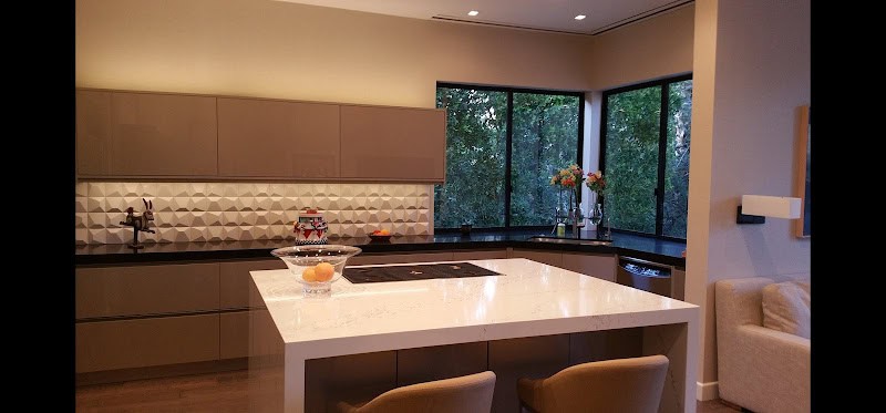Kitchens Cabinets & Des