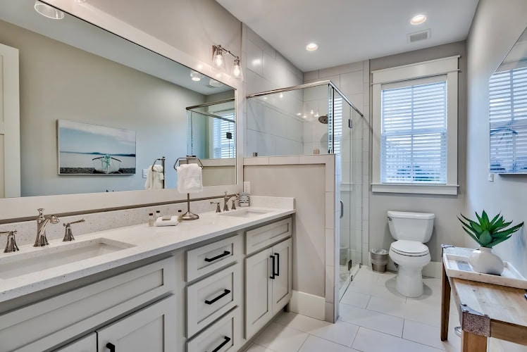 Huerta Contractors bathroom remodeler