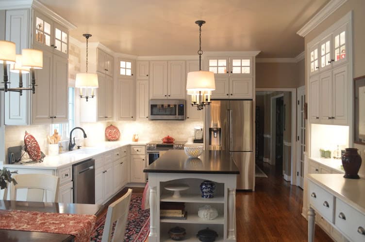 E & K Cabinetry