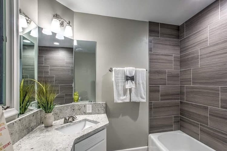 DeLoa & Sons Construction Inc.