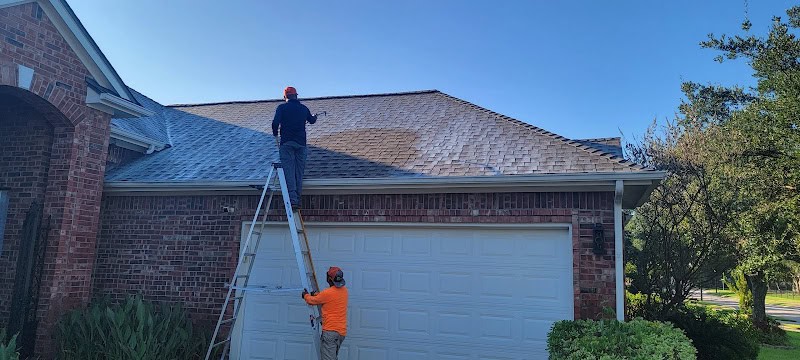 No Mess Gutters and Roofing Services Inc.