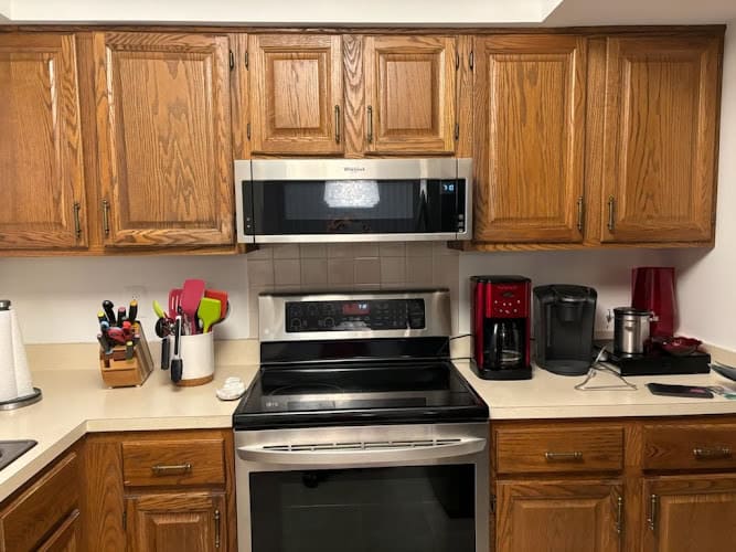 AB Bath REGLAZING LLC