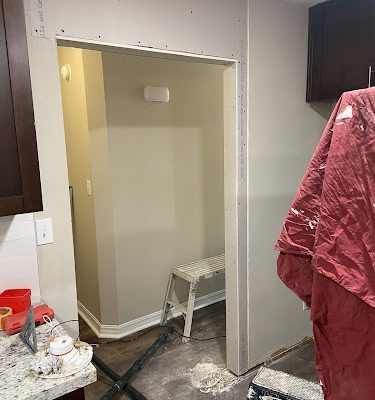 Mr. Handyman serving Windermere, W and S Orlando
