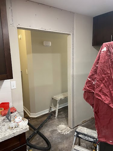 Mr. Handyman serving Windermere, W and S Orlando