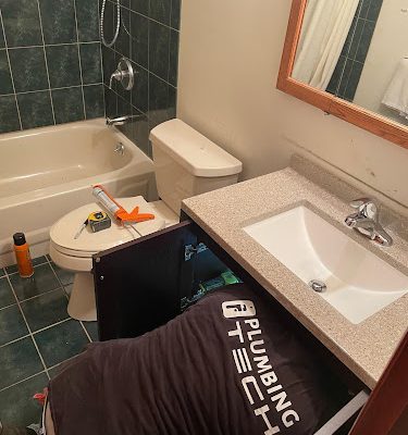 Plumbing Tech