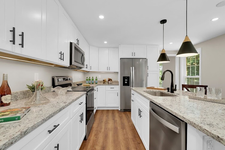 Ivanti Marble & Granite - Kitchen Cabinets, Kitchen Countertops