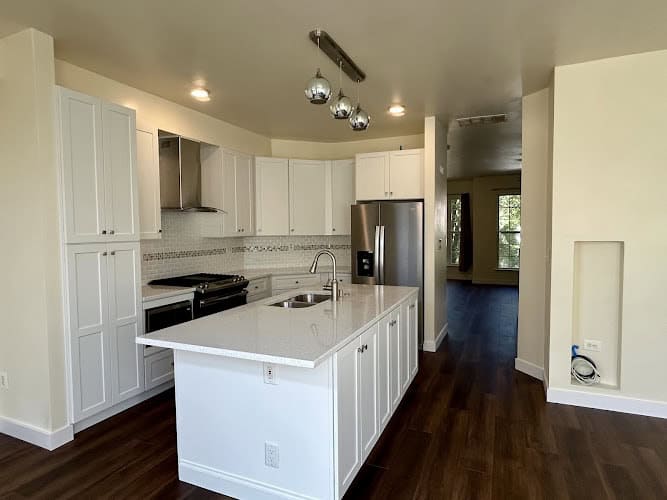 Granite and Cabinet Center