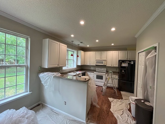 Geaux2Guy, LLC Handyman Service