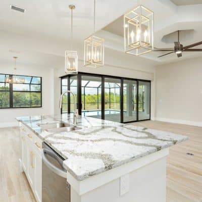 Roca Granite & Cabinets