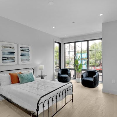 Splendid & Swanky