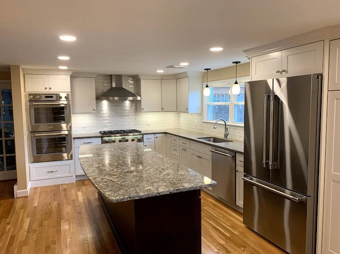 DreamMaker Bath & Kitchen