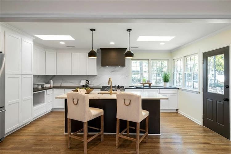 Woodpoint Cabinets